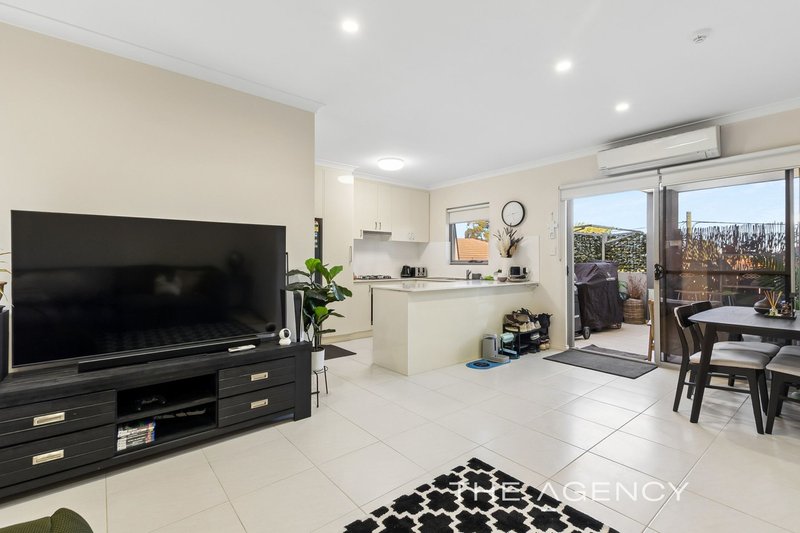 Photo - 6/15 Kweda Way, Nollamara WA 6061 - Image 11
