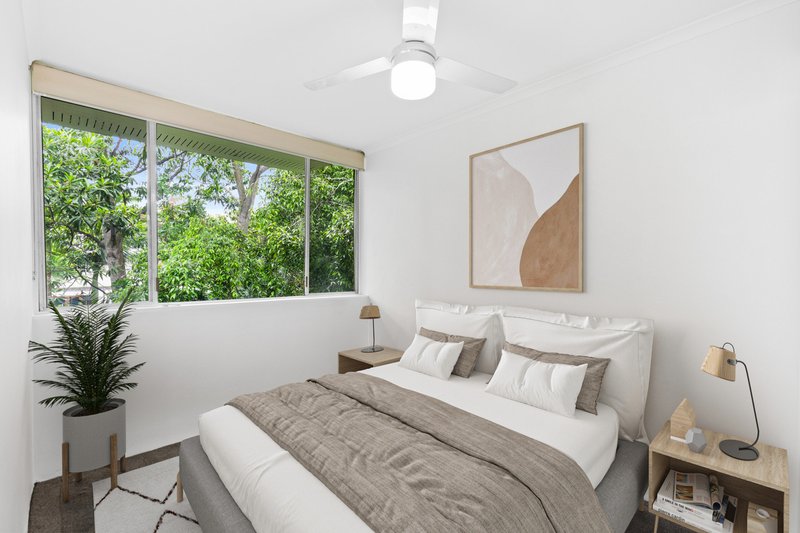 Photo - 6/15 Newcross Street, Indooroopilly QLD 4068 - Image 5