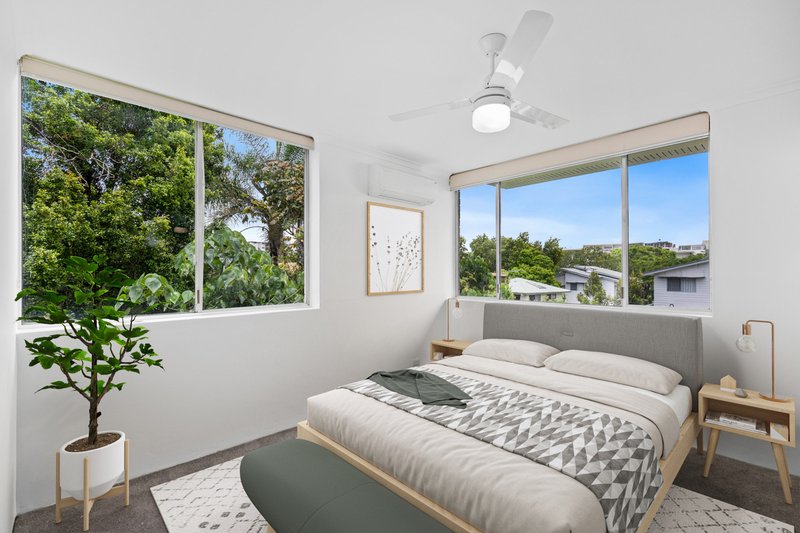 Photo - 6/15 Newcross Street, Indooroopilly QLD 4068 - Image 7