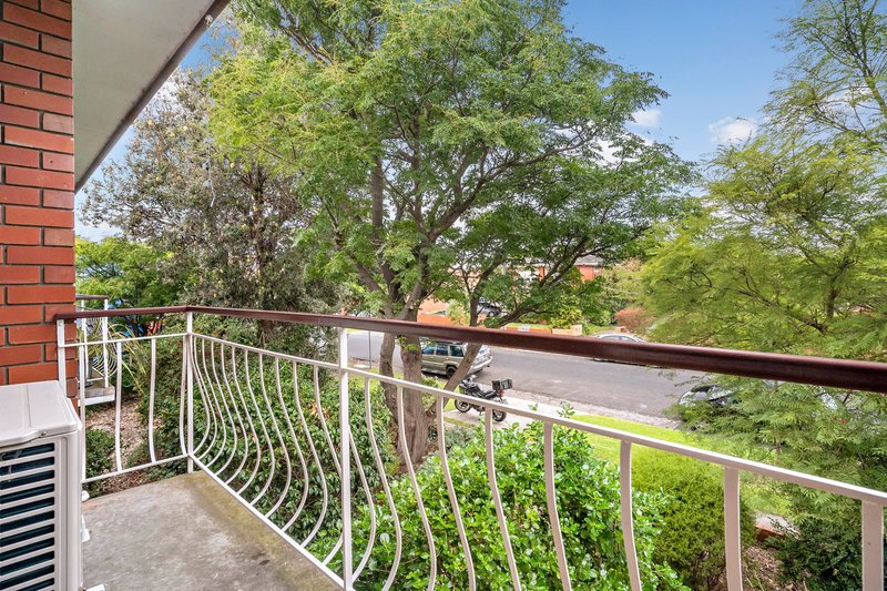 Photo - 6/15 Rosedale Avenue, Glen Huntly VIC 3163 - Image 8