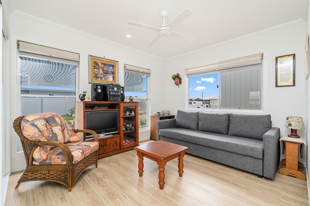 61 5 Serenity Drive, Eli Waters QLD 4655 - Image 9