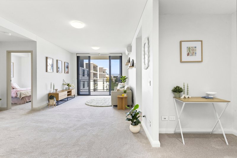 Photo - 615/16 Baywater Drive, Wentworth Point NSW 2127 - Image 9