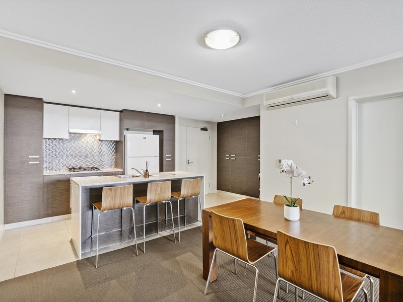 Photo - 6/154 Musgrave Avenue, Southport QLD 4215 - Image 4