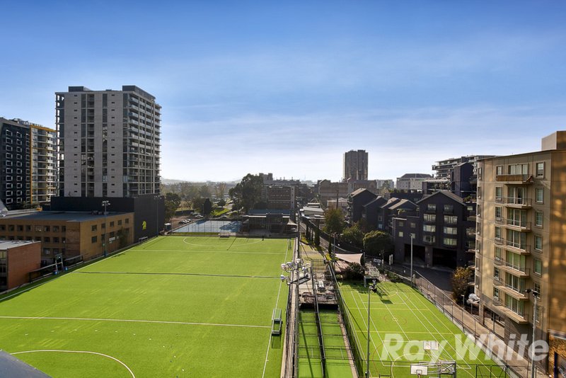 Photo - 615/8 Daly Street, South Yarra VIC 3141 - Image 2