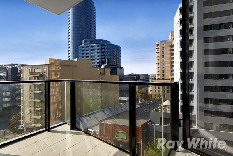 Photo - 615/8 Daly Street, South Yarra VIC 3141 - Image 3