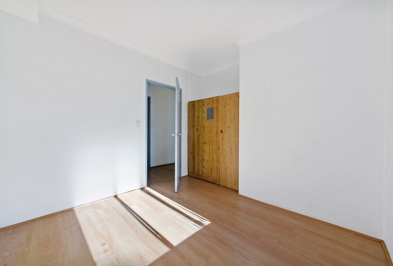 Photo - 6/16-18 Newman Street, Merrylands NSW 2160 - Image 4