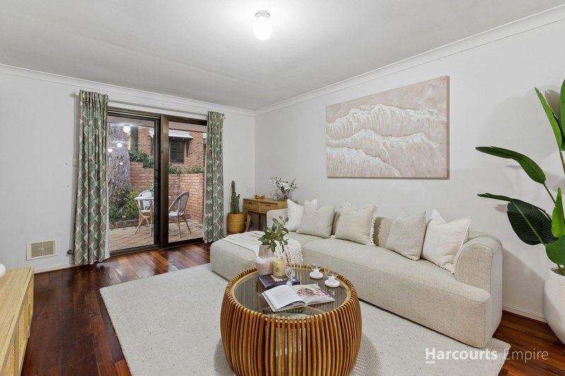 Photo - 6/16 Dover Road, Scarborough WA 6019 - Image 2