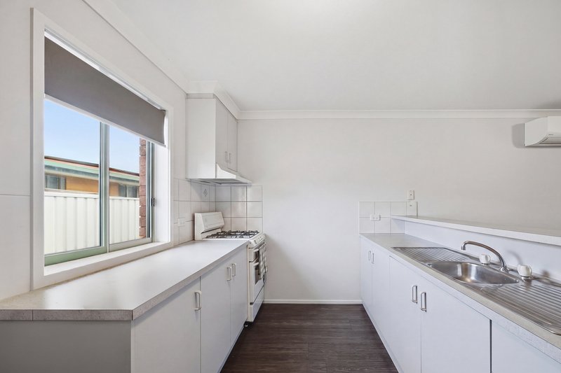 Photo - 6/16 Helmer Street, Mooroopna VIC 3629 - Image 4