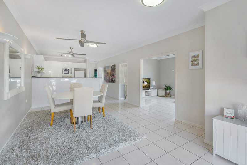 Photo - 6/16 Ingham Court, Mooroobool QLD 4870 - Image 5