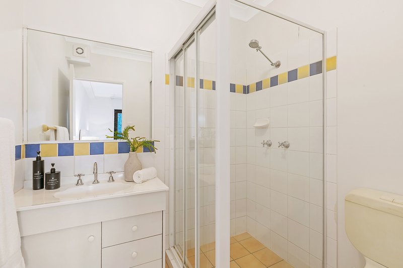 Photo - 6/16 Jellicoe Street, Coorparoo QLD 4151 - Image 11