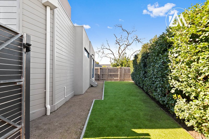 Photo - 6/16 Mereweather Avenue, Frankston VIC 3199 - Image 12