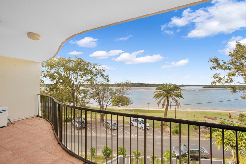 Photo - 6/16 Picnic Point Esplanade, Maroochydore QLD 4558 - Image 2