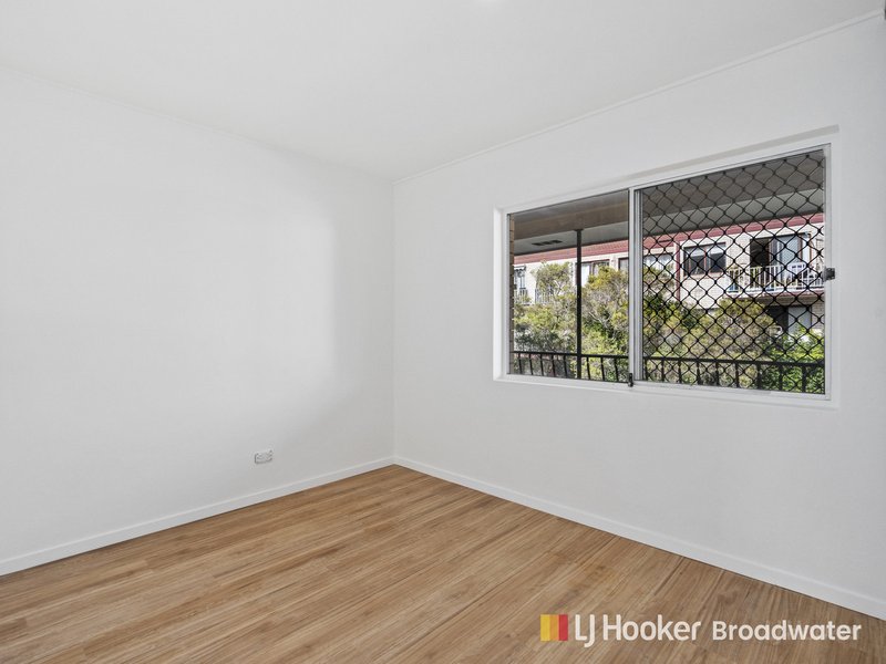 Photo - 6/161 Muir Street, Labrador QLD 4215 - Image 7