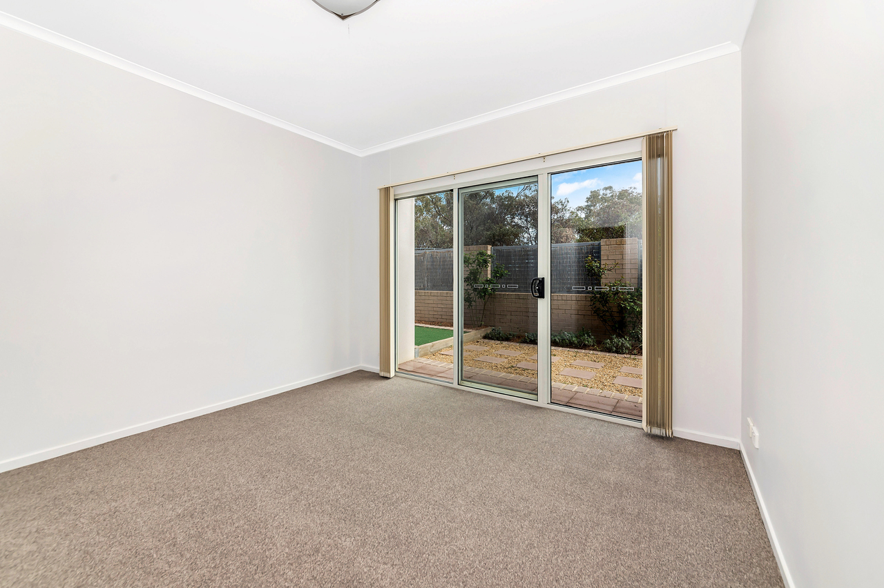 6/161 Uriarra Road, Crestwood, NSW 2620 - Image 5