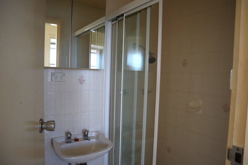 Photo - 6/162 Russell Street, Bathurst NSW 2795 - Image 7