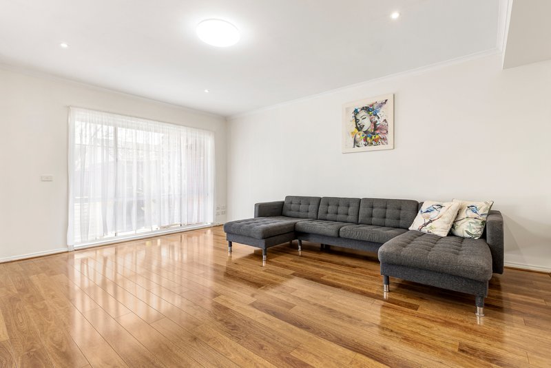 Photo - 6/166-168 Poath Road, Hughesdale VIC 3166 - Image 3