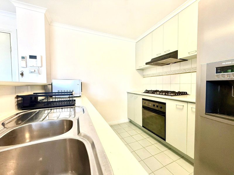Photo - 616/83 Queensbridge Street, Southbank VIC 3006 - Image 8