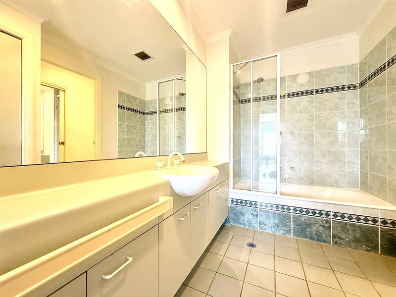Photo - 616/83 Queensbridge Street, Southbank VIC 3006 - Image 18