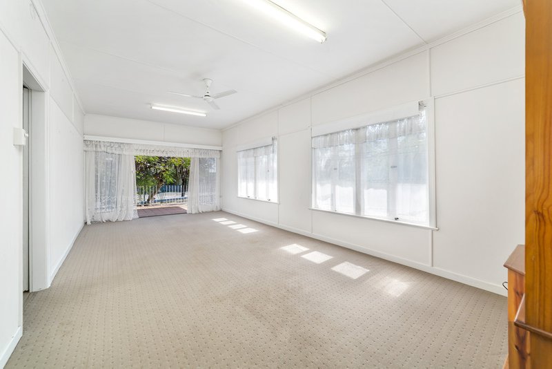 Photo - 617 Ellison Road, Aspley QLD 4034 - Image 2