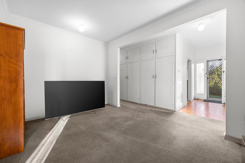 Photo - 617 York Street, Ballarat East VIC 3350 - Image 10