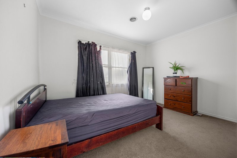 Photo - 617 York Street, Ballarat East VIC 3350 - Image 13