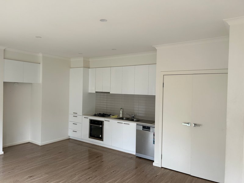 Photo - 6/170 Hilton Stret , Glenroy VIC 3046 - Image 2