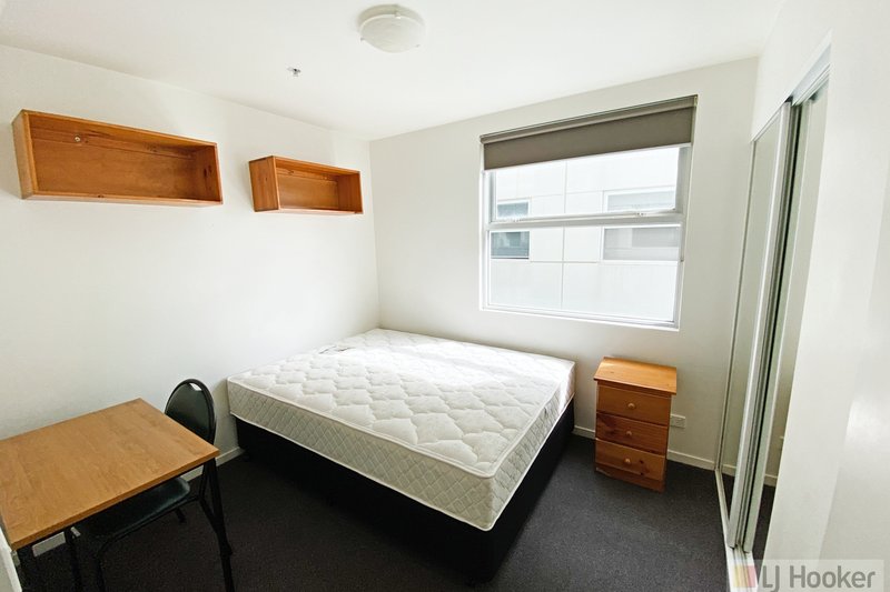Photo - 617/488 Swanston Street, Carlton VIC 3053 - Image 4