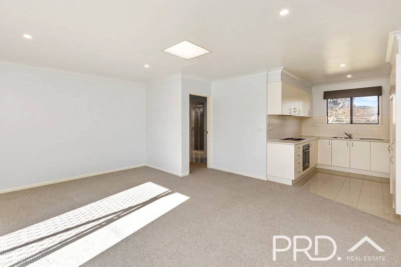 Photo - 6/176 Capper Street, Tumut NSW 2720 - Image 2