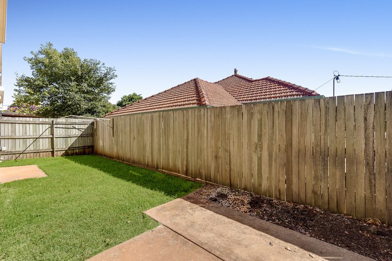 Photo - 6/179 Geddes Street, South Toowoomba QLD 4350 - Image 8