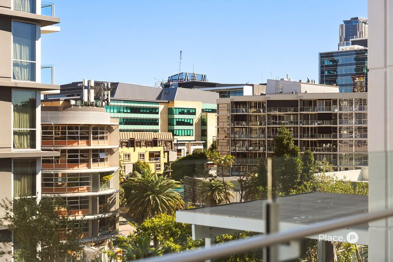 Photo - 617/977 Ann Street, Fortitude Valley QLD 4006 - Image 5
