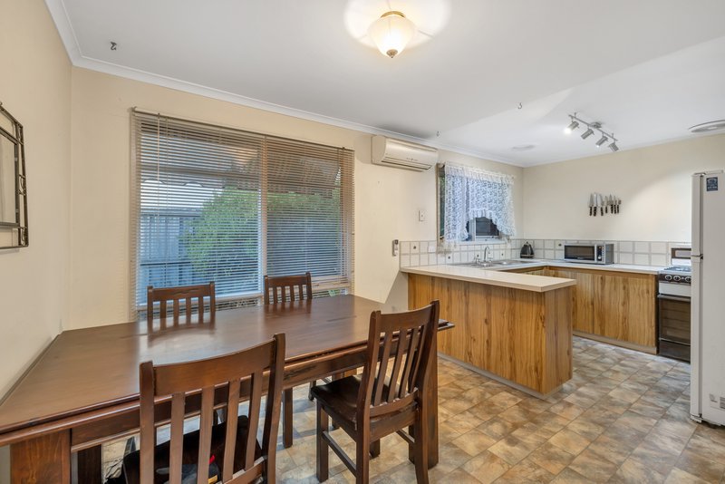 Photo - 6/18-20 Rogers Street, Pakenham VIC 3810 - Image 3