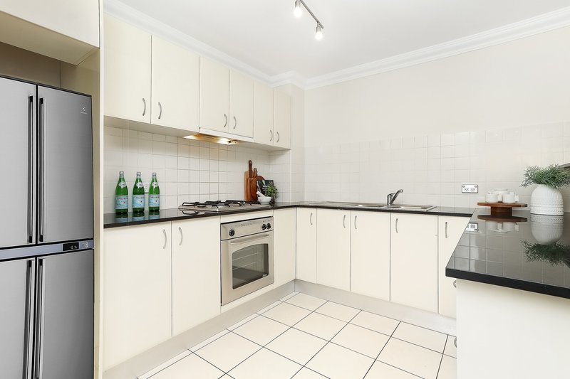 Photo - 6/18-22 Beresford Road, Strathfield NSW 2135 - Image 4