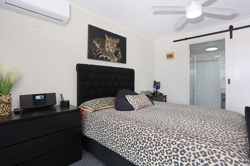 Photo - 6/18 Abalone Avenue, Paradise Point QLD 4216 - Image 6