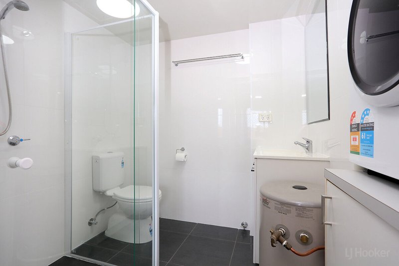 Photo - 6/18 Abalone Avenue, Paradise Point QLD 4216 - Image 7