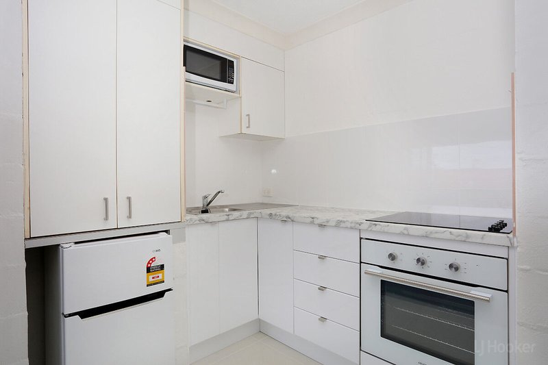Photo - 6/18 Abalone Avenue, Paradise Point QLD 4216 - Image 10