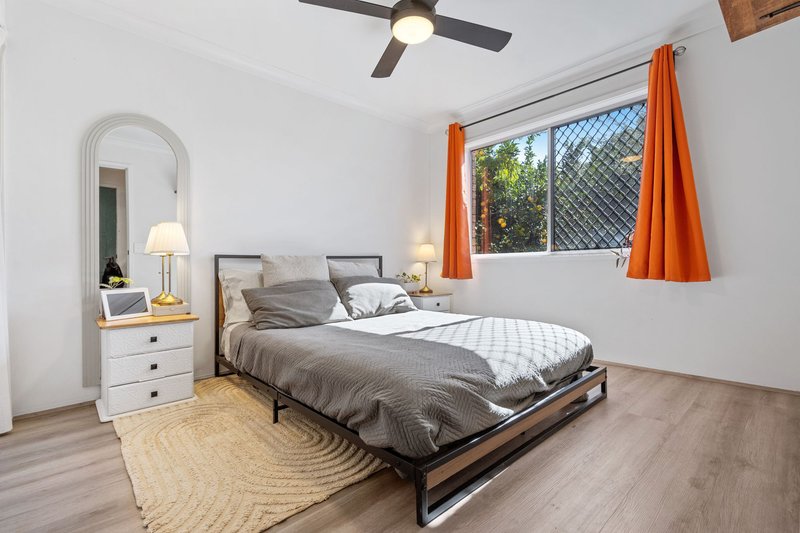 Photo - 6/18 Defiance Road, Logan Central QLD 4114 - Image 7