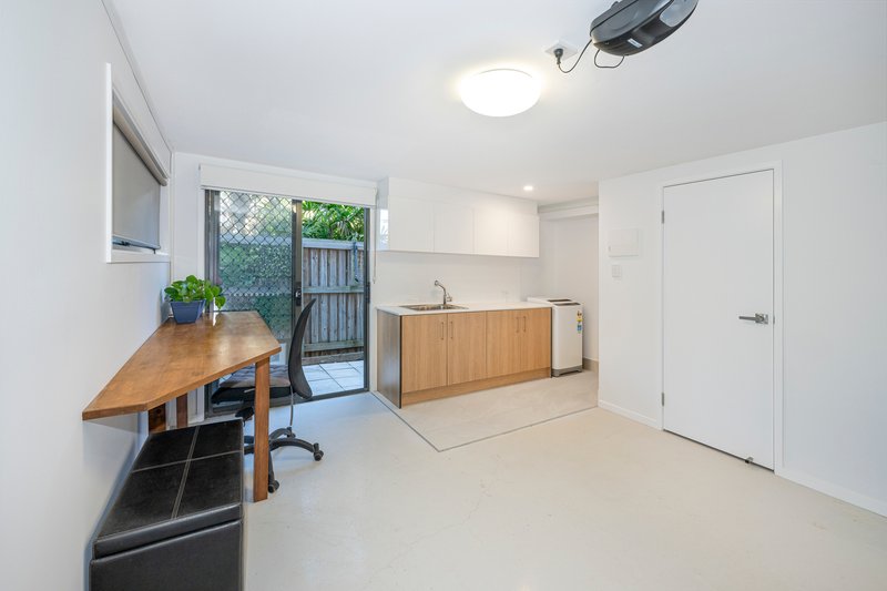 Photo - 6/18 Hedley Avenue, Nundah QLD 4012 - Image 9