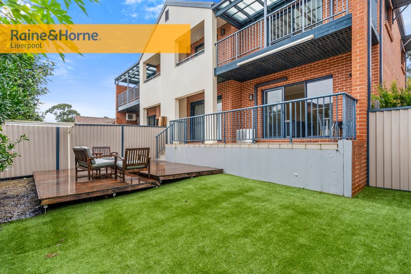 Photo - 6/18 Holland Crescent, Casula NSW 2170 - Image 8