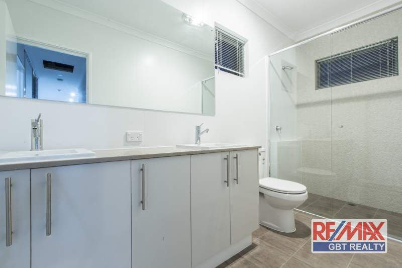 Photo - 6/18 St Albans Road, Nollamara WA 6061 - Image 11