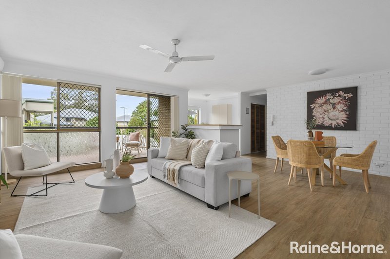 Photo - 6/18 Vincent Street, Indooroopilly QLD 4068 - Image 1