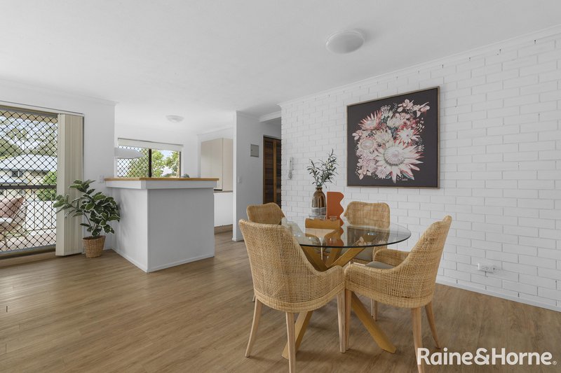 Photo - 6/18 Vincent Street, Indooroopilly QLD 4068 - Image 4