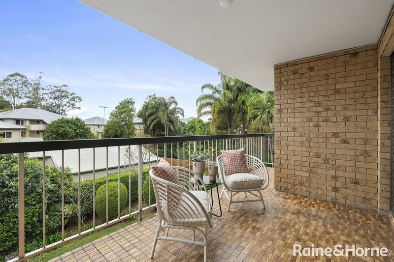 Photo - 6/18 Vincent Street, Indooroopilly QLD 4068 - Image 6