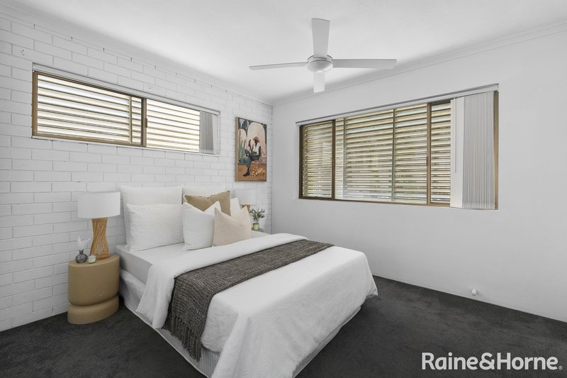 Photo - 6/18 Vincent Street, Indooroopilly QLD 4068 - Image 10