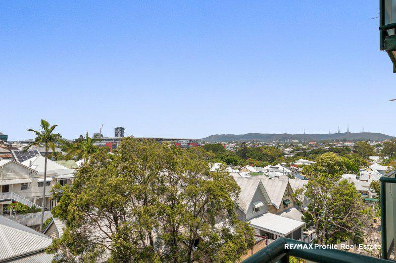 Photo - 6/18 Wellington Terrace, Petrie Terrace QLD 4000 - Image 6