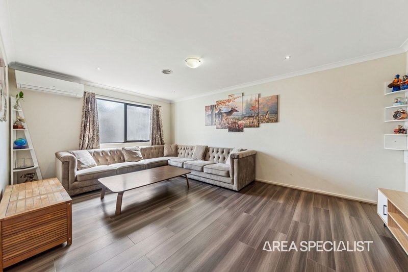 Photo - 6/180 Henry Road, Pakenham VIC 3810 - Image 3