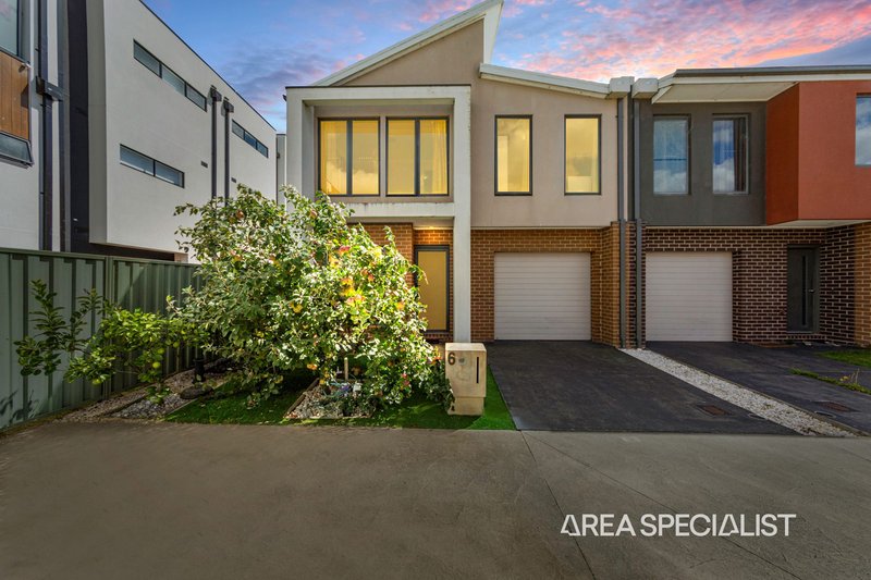 Photo - 6/180 Henry Road, Pakenham VIC 3810 - Image 9