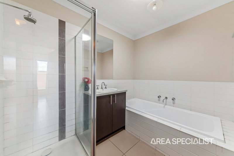 Photo - 6/180 Henry Road, Pakenham VIC 3810 - Image 18