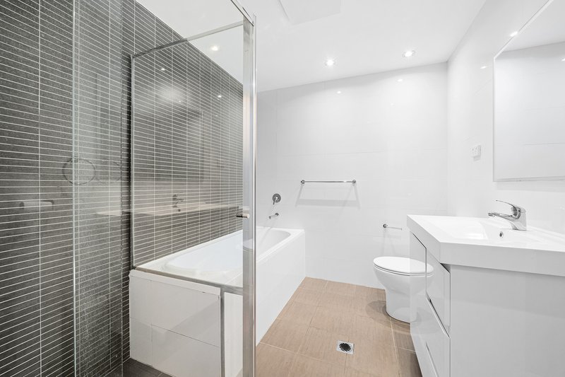 Photo - 618/12 Rancom Street, Botany NSW 2019 - Image 7