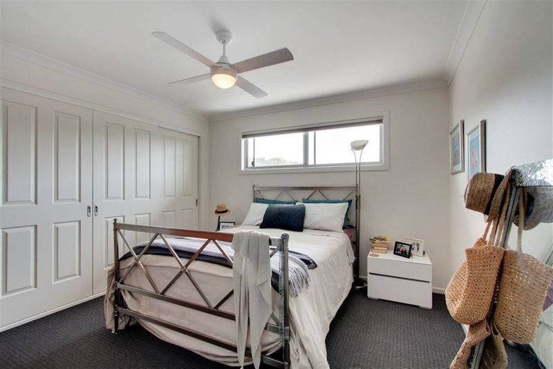 Photo - 6/184 Roslyn Avenue, Blackmans Bay TAS 7052 - Image 9