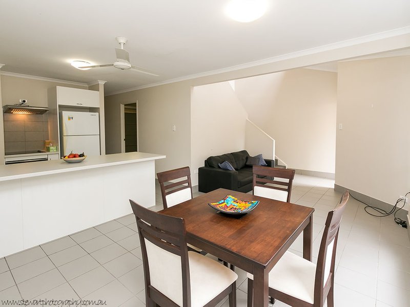 Photo - 6/184 Torquay Road, Scarness QLD 4655 - Image 2